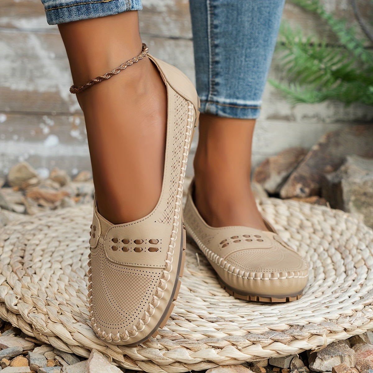 Flat Orthopedic Shoes for Women – Lightweight, Non-Slip & Breathable