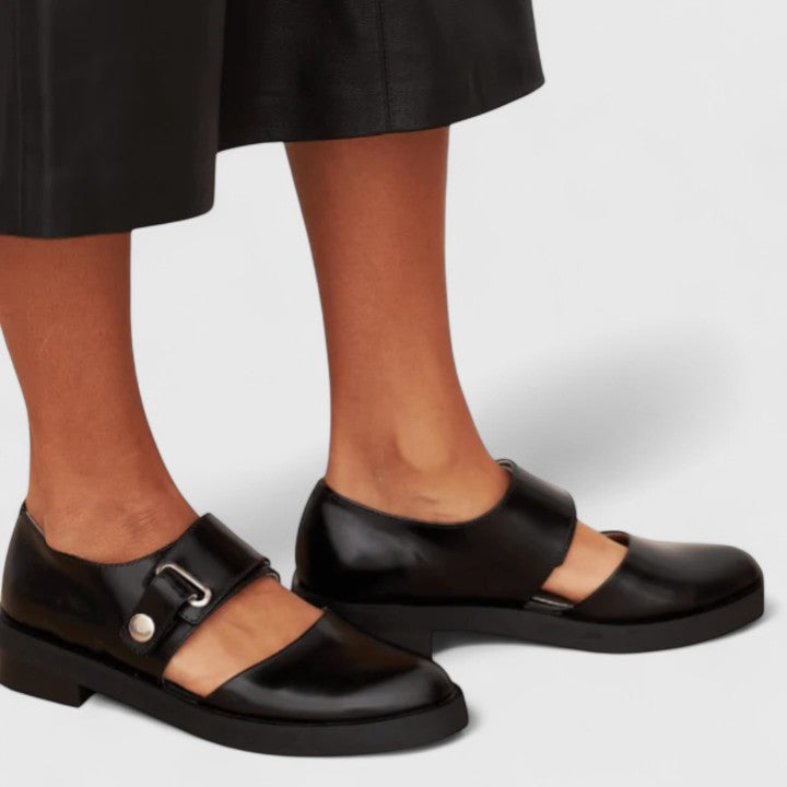 Fashion Elegant Shoes with Modern Touch