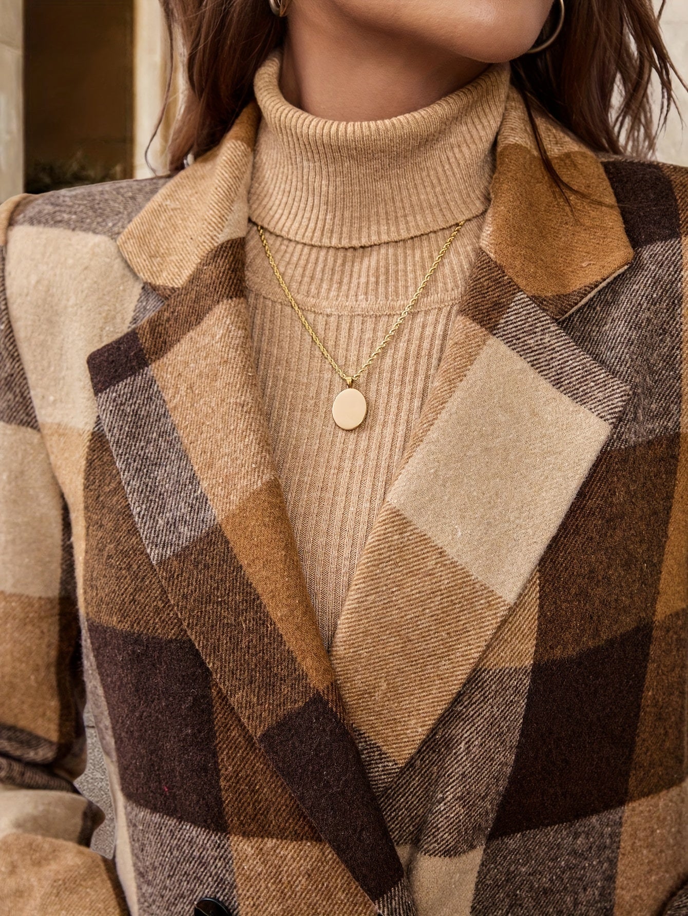 Elegant Plaid Double-Breasted Coat for Fall and Winter