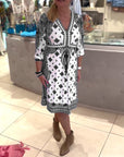 Elegant V-neck midi dress