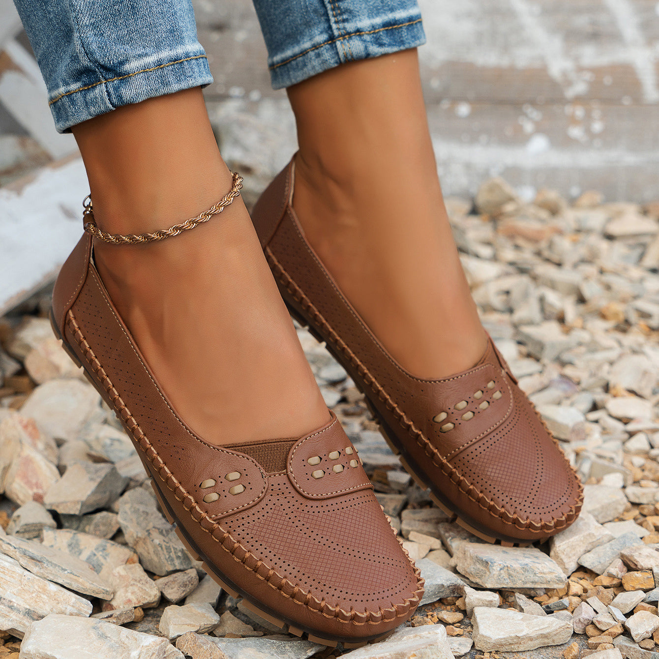 Flat Orthopedic Shoes for Women – Lightweight, Non-Slip & Breathable