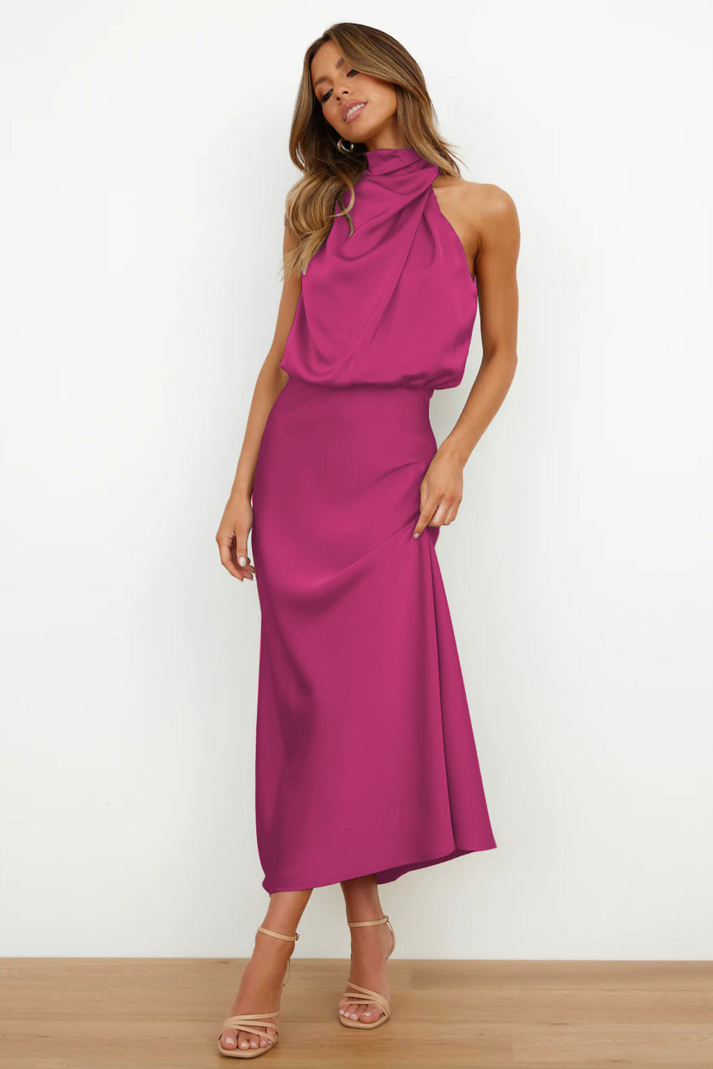 Backless Halter Neck Flowy Maxi Dress