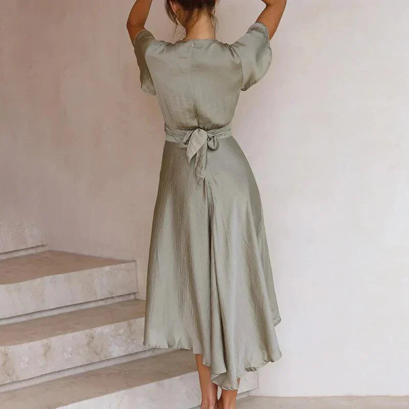 Classic Vintage Dress for Everyday Wear