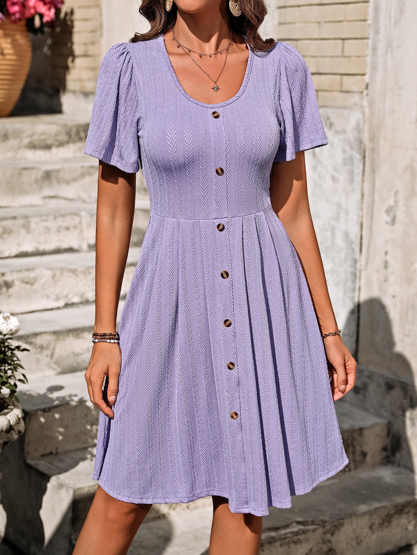 Casual summer dress with short sleeves