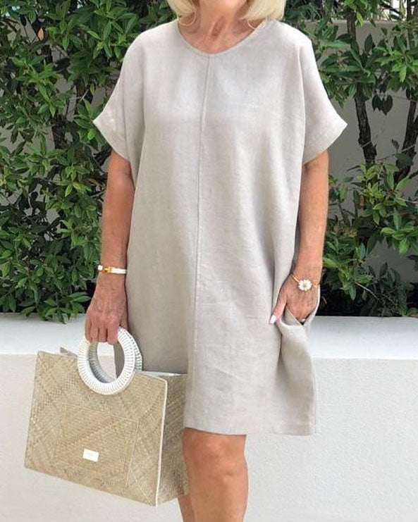 Chic Collared Comfort Dress