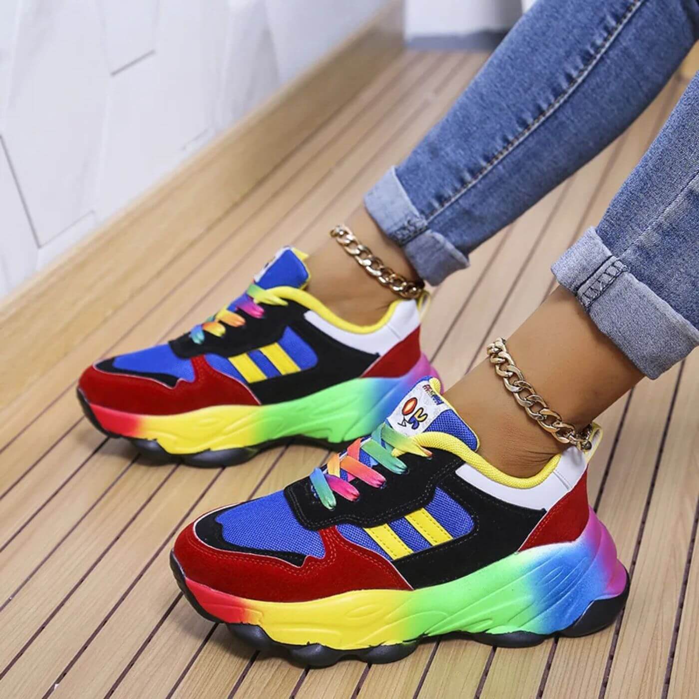 Stylish Women’s Sneakers with Orthopedic Design