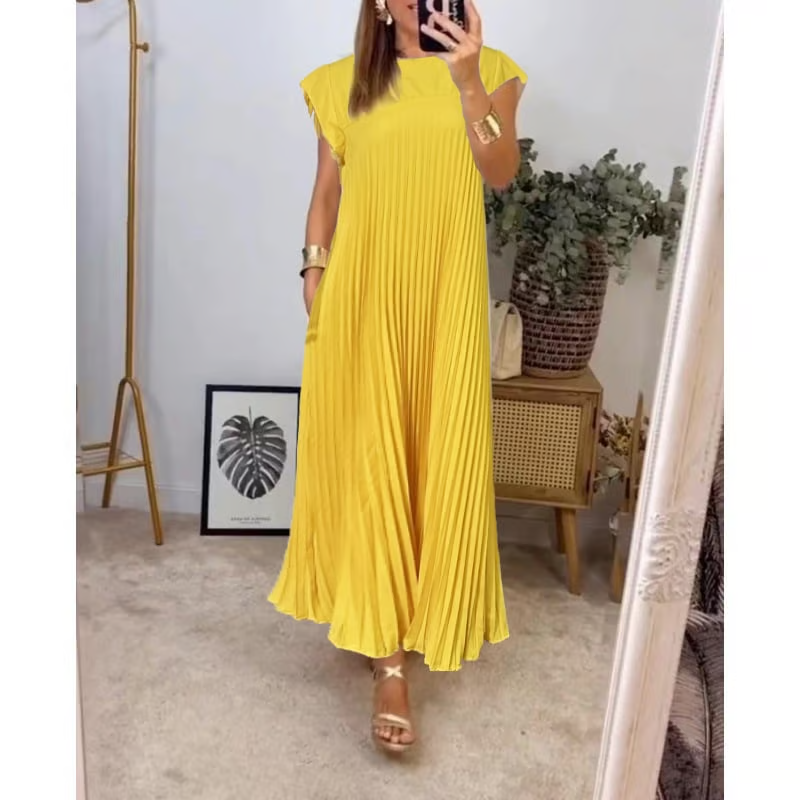 Chic Sleeveless Dress with Flowing Pleats