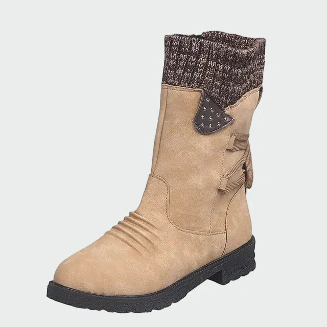 Elegant suede ankle boots