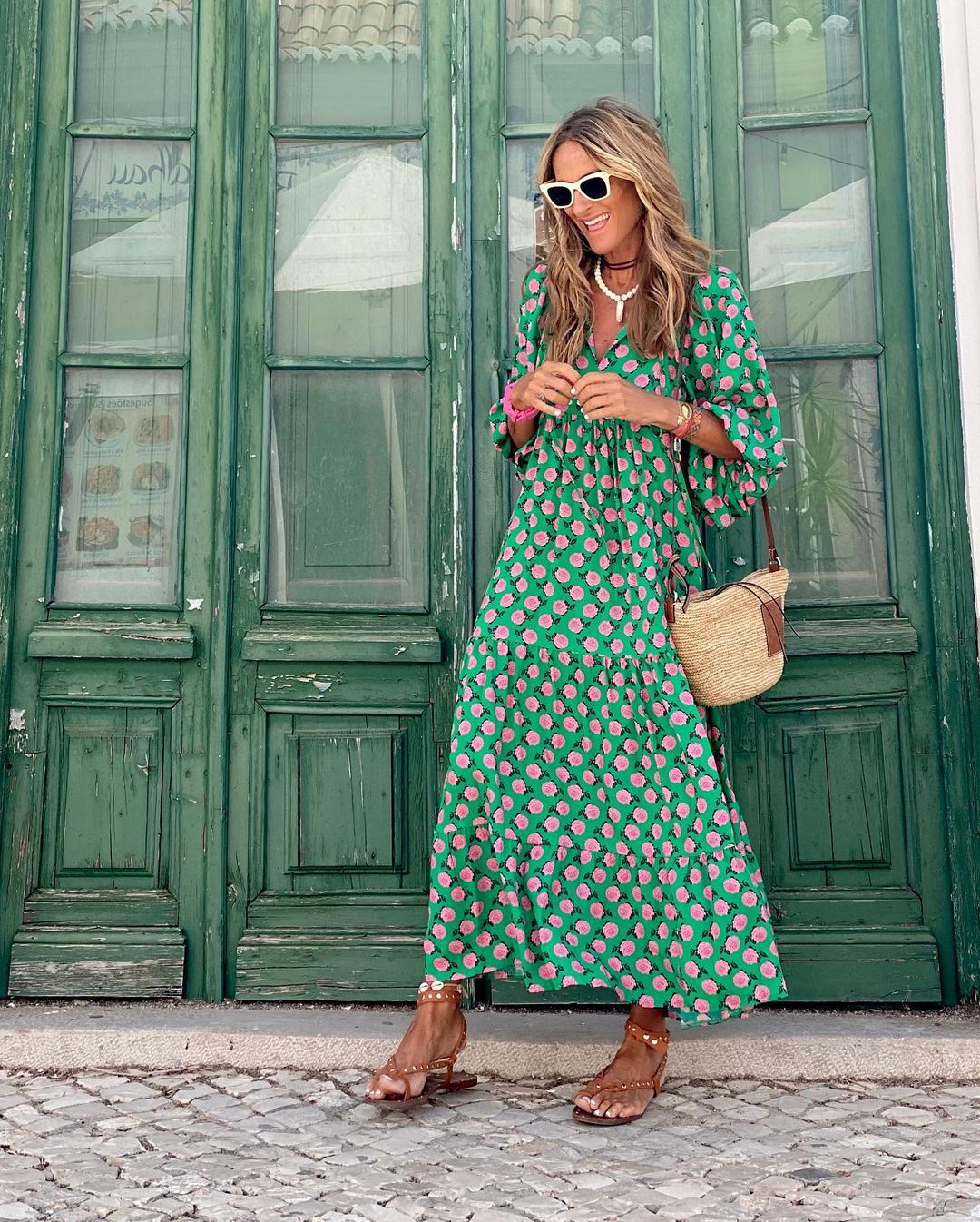 Luxury and Fashionable Women's Dress