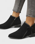 Modern Knit Boots for Everyday Style