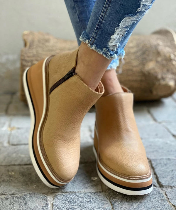 Elegant Zipper Waterproof Boots
