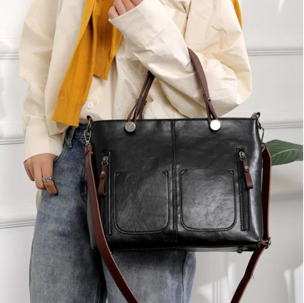 Vintage Style Bag with Classic Charm