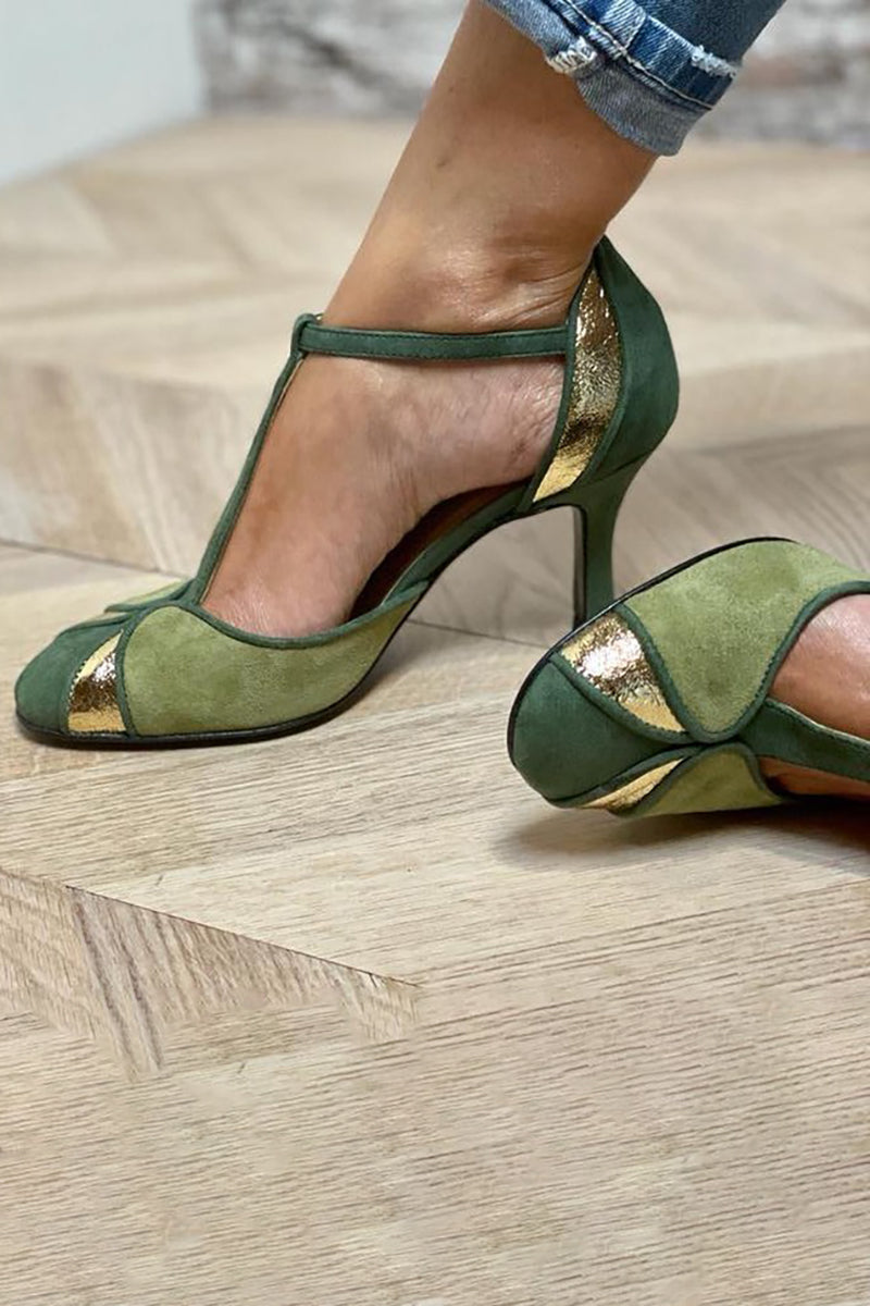 Stylish Closed Toe Patchwork Heels
