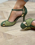 Stylish Closed Toe Patchwork Heels
