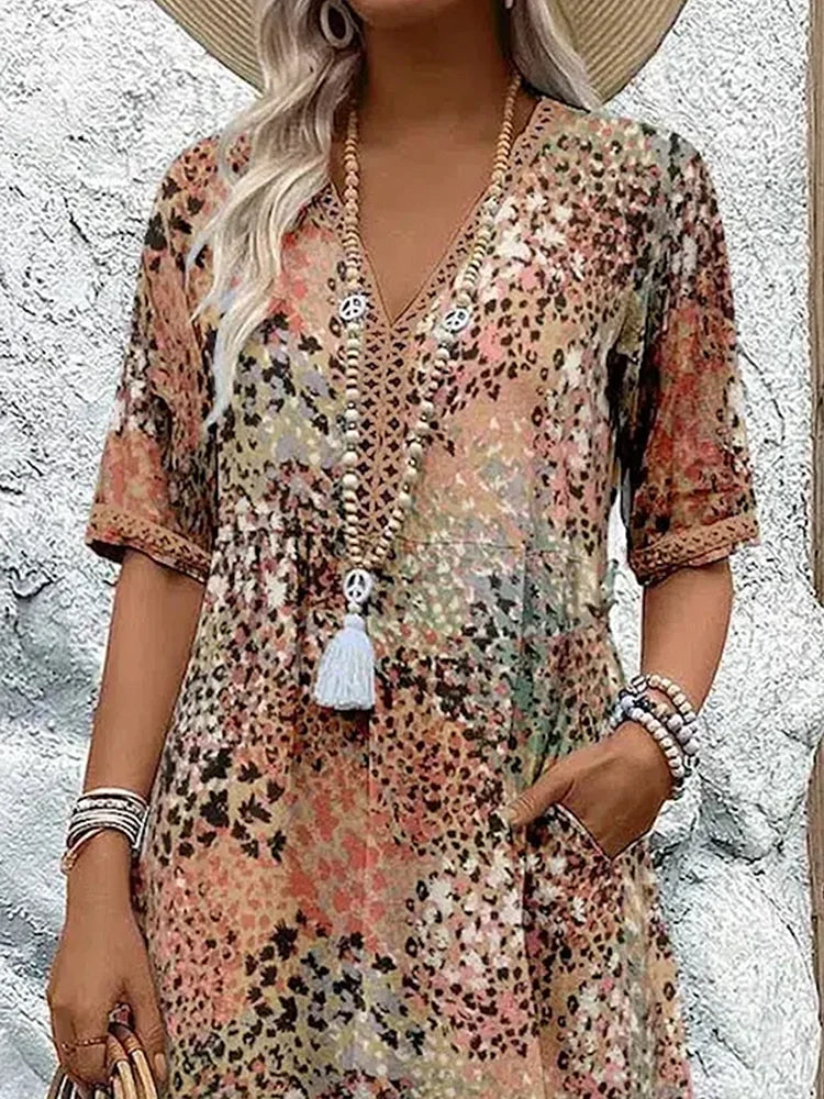 Trendy Summer Dress with Delicate Leopard Lace
