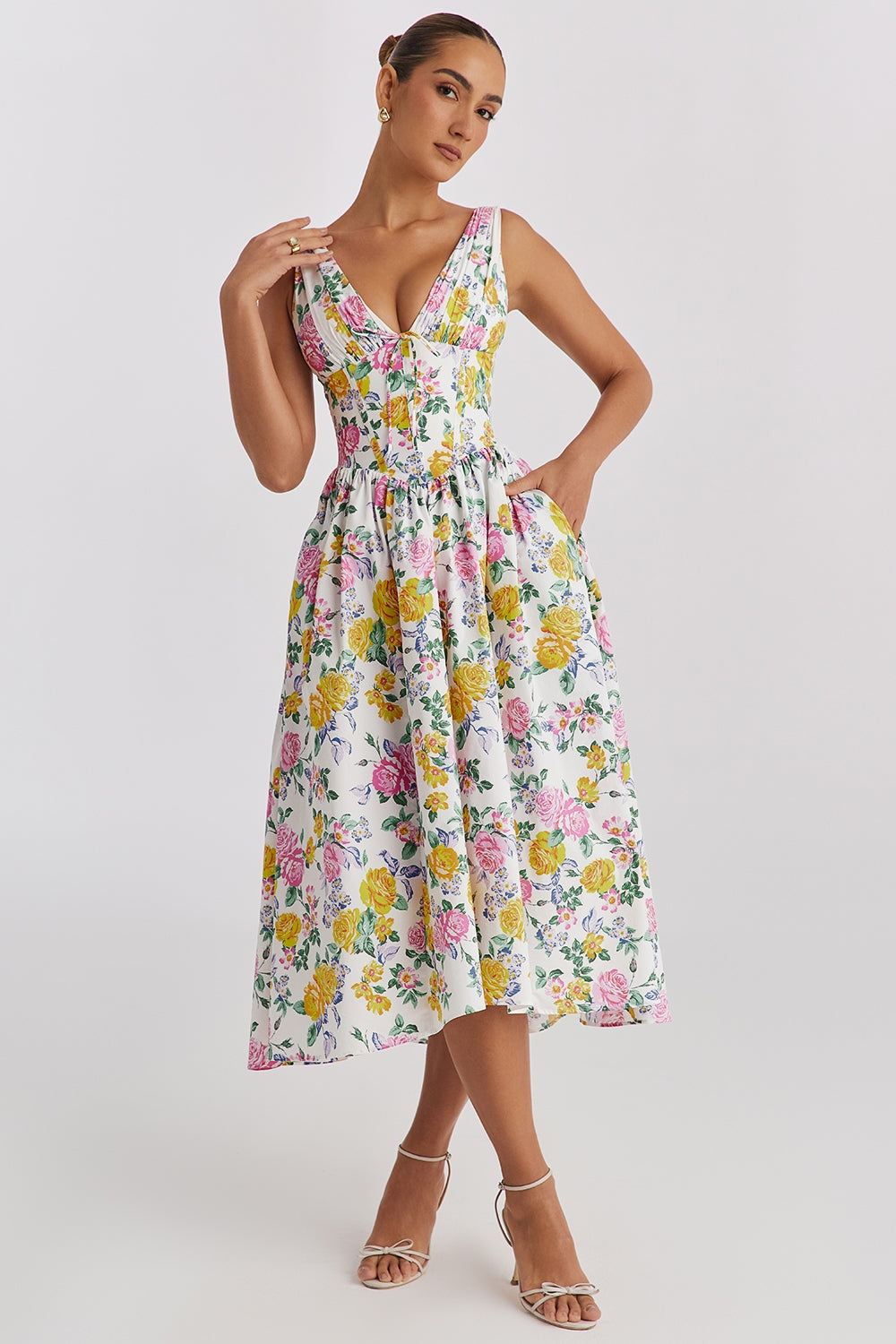 Elegant Flattering Summer Dress