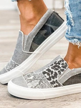 Trendy Pain Relieving Slip-ons