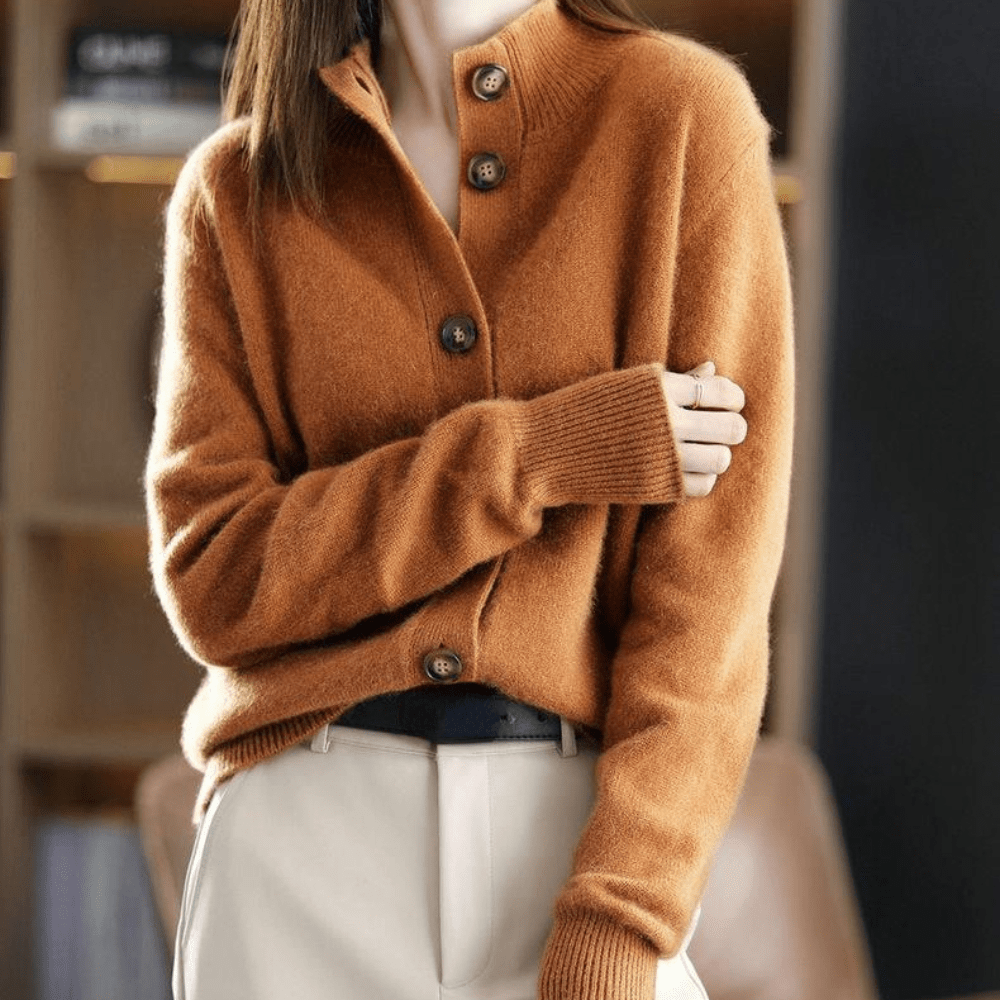 Luxurious Cashmere Knit Cardigan