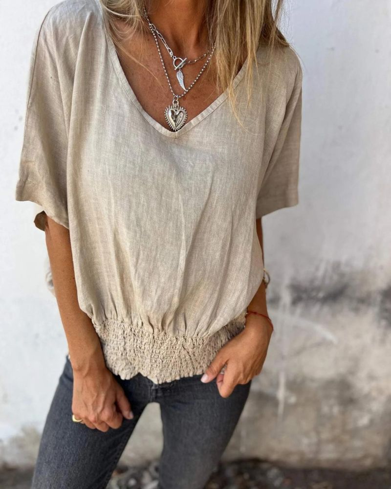 Minimal Summer Top with Relaxed Charm