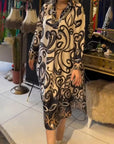 Loose and elegant printed dress