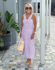 Chic Christmas Dress with Sleeveless Design