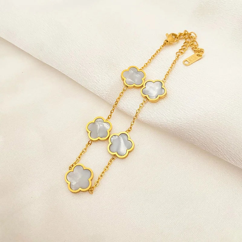 Elegant Gold-Plated Five Flower Charm Bracelet
