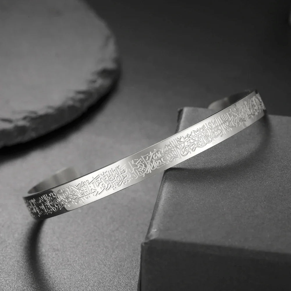 Elegant Wide Cuff Bracelet for Statement Style