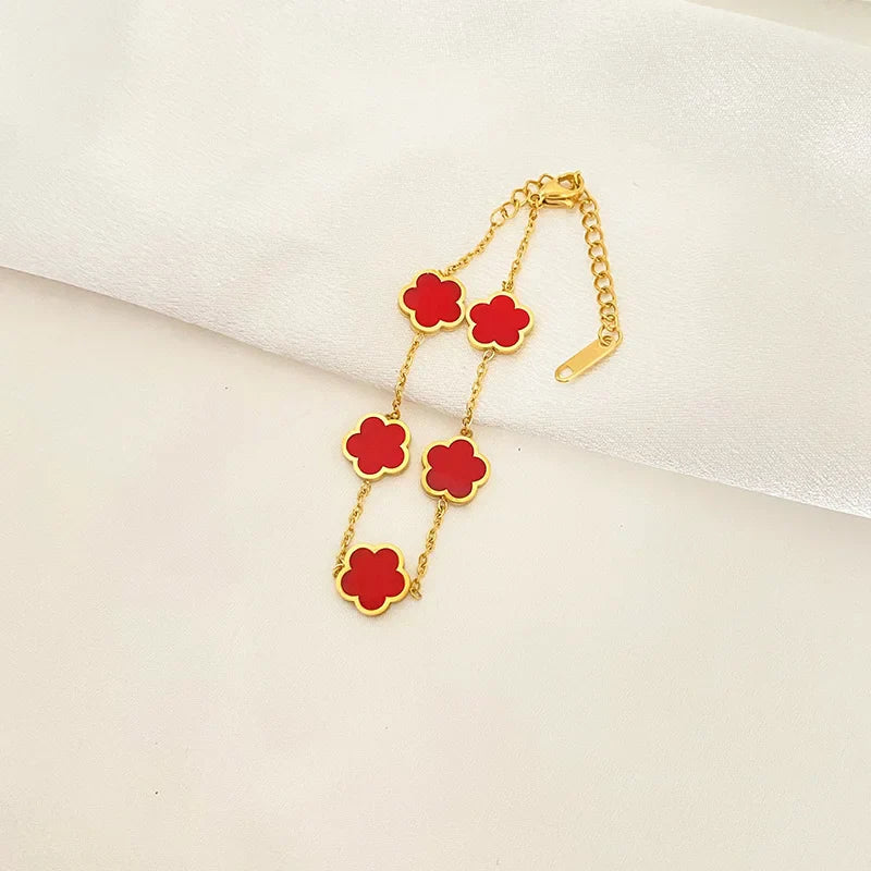 Elegant Gold-Plated Five Flower Charm Bracelet