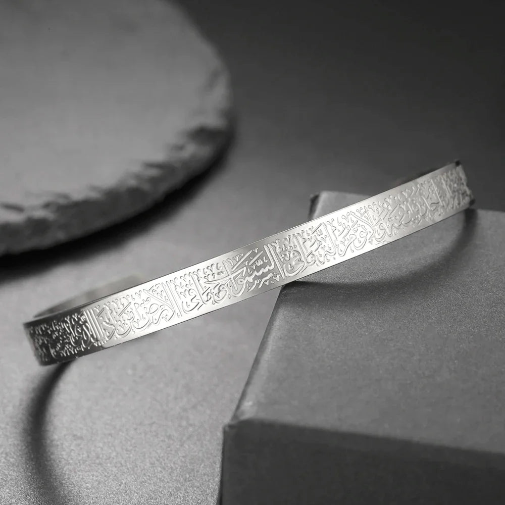 Elegant Wide Cuff Bracelet for Statement Style
