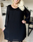 Casual Pleated Round Neck Dress