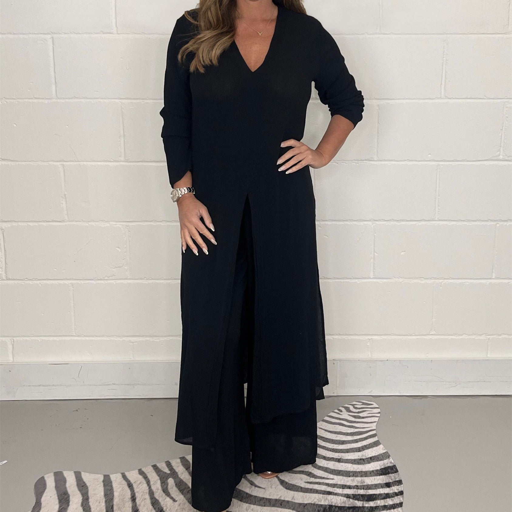 Elegant V-Neck Split Luxe Dress