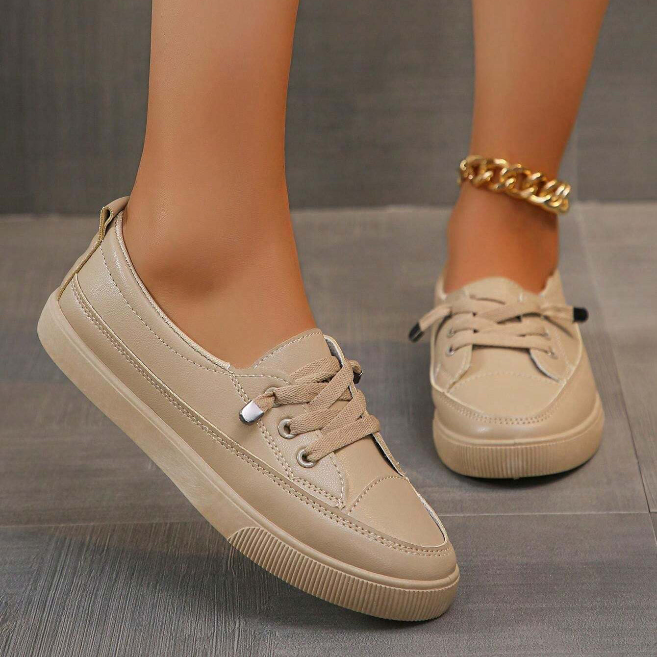 Elegant Women&#39;s Slip-On Sneakers – Stylish &amp; Comfortable